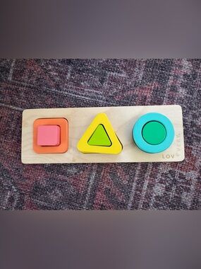 Lovevery Wooden Shape Sorting Puzzle